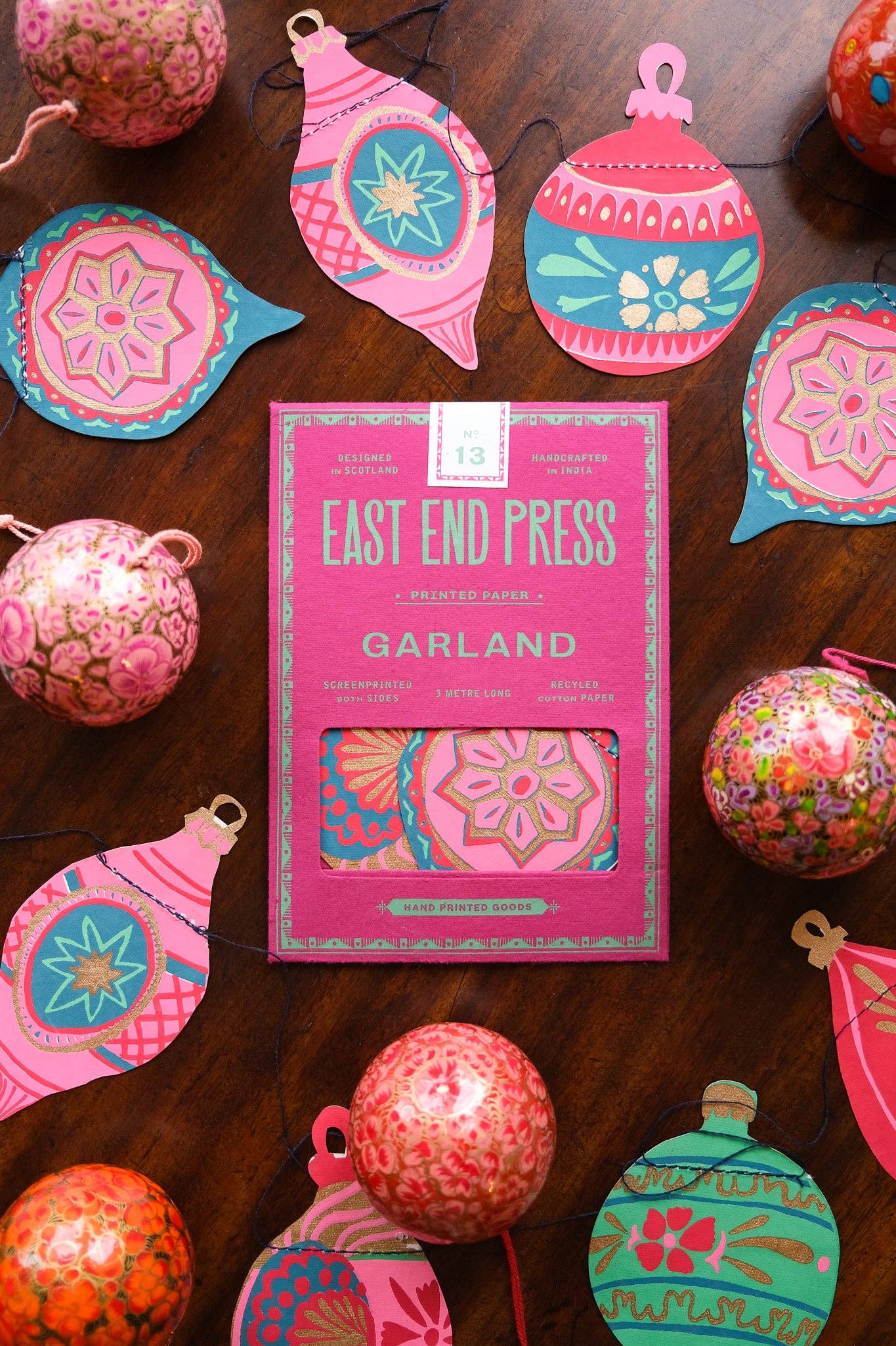 East End Press - Wholesale Bunting/Garland - UK/EU: Baubles Sewn Garland