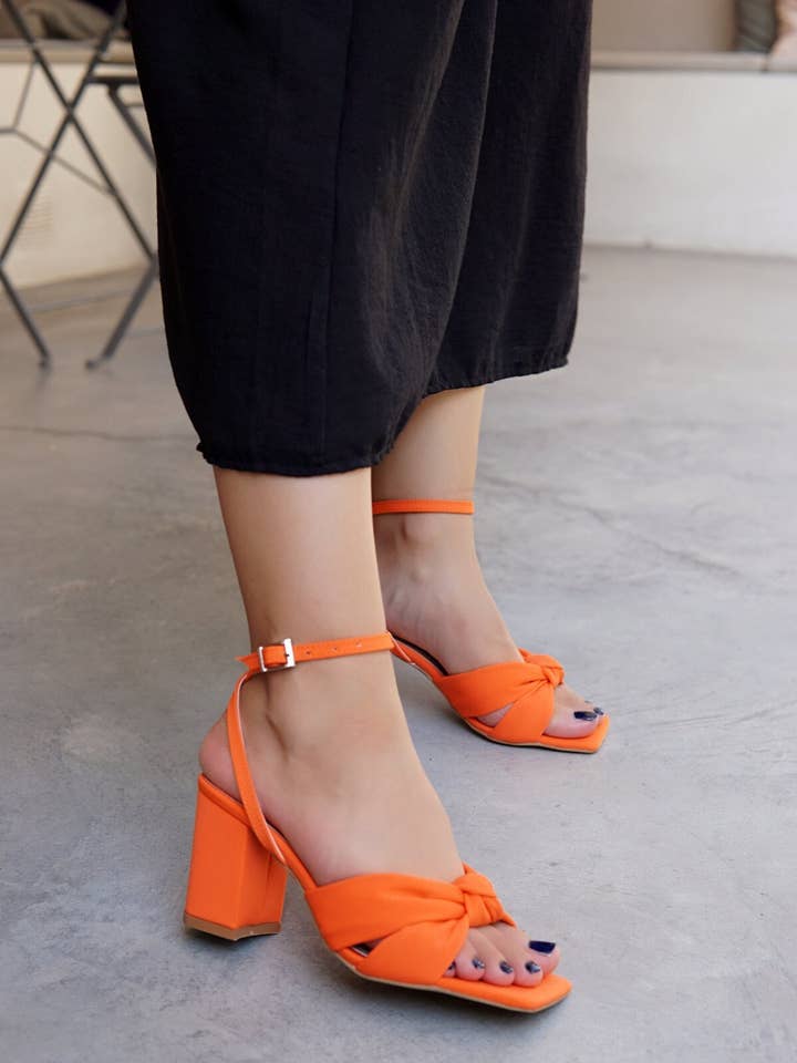 Orange Knot Detailed Thick Heel Shoes, Block Heel Shoes for wholesale by LAMİNTA
