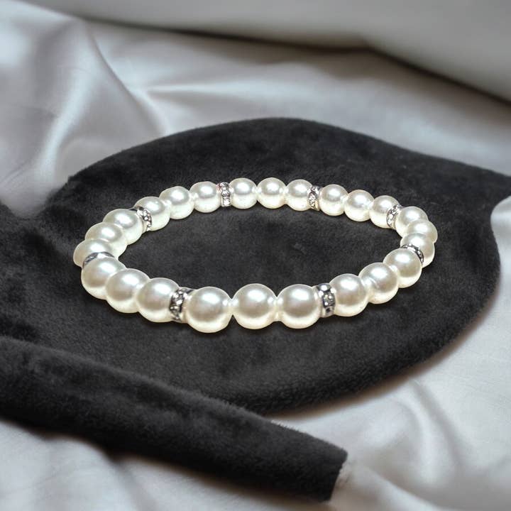 Supr Nova Wrists - Wholesale Beaded Bracelet - Pearls and Rhinestones1