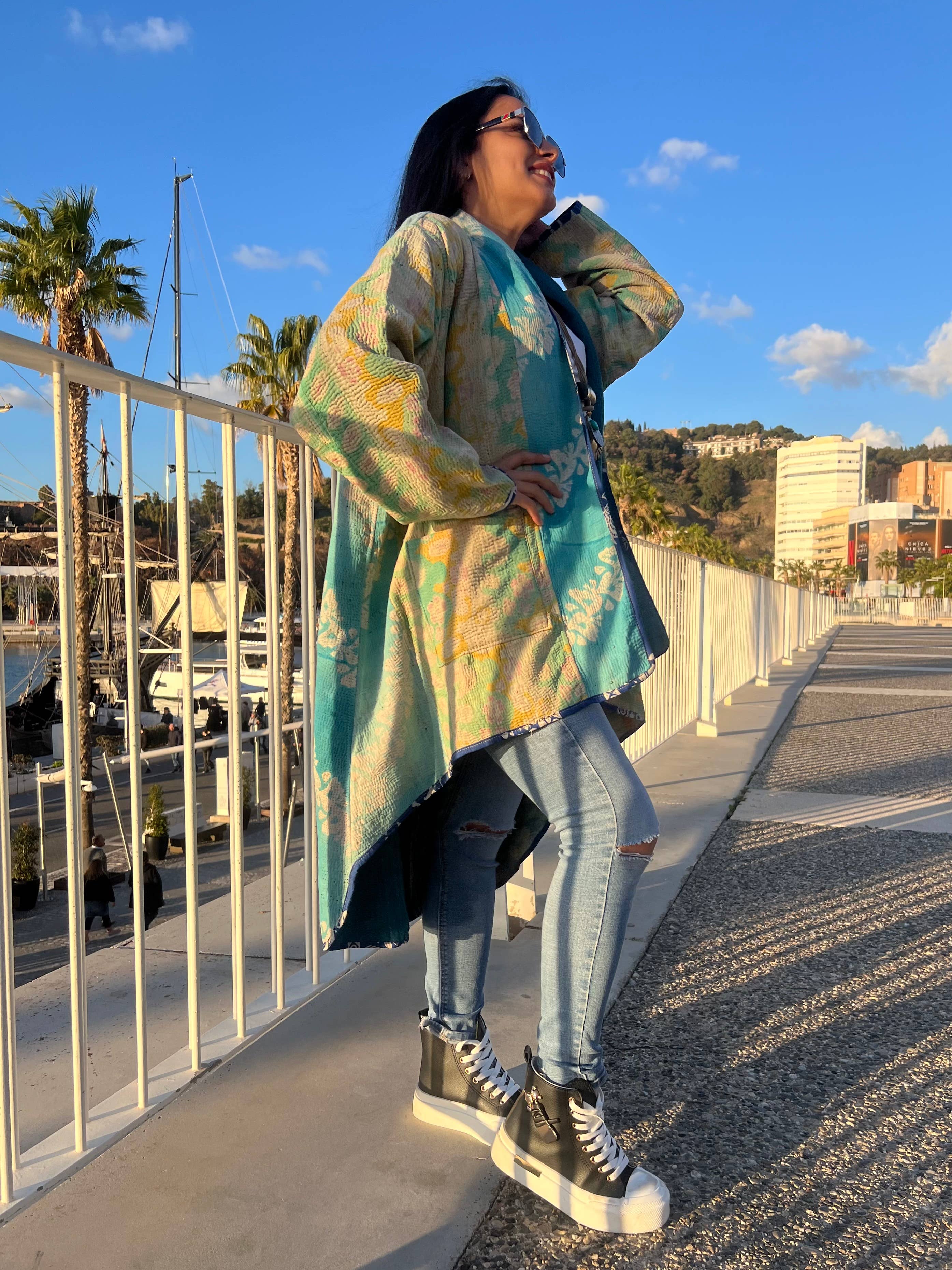 Kinomy - Wholesale Jacket - Women's - Asymmetrical Reversible Tie-Dye Jacket for Curvy Women.9