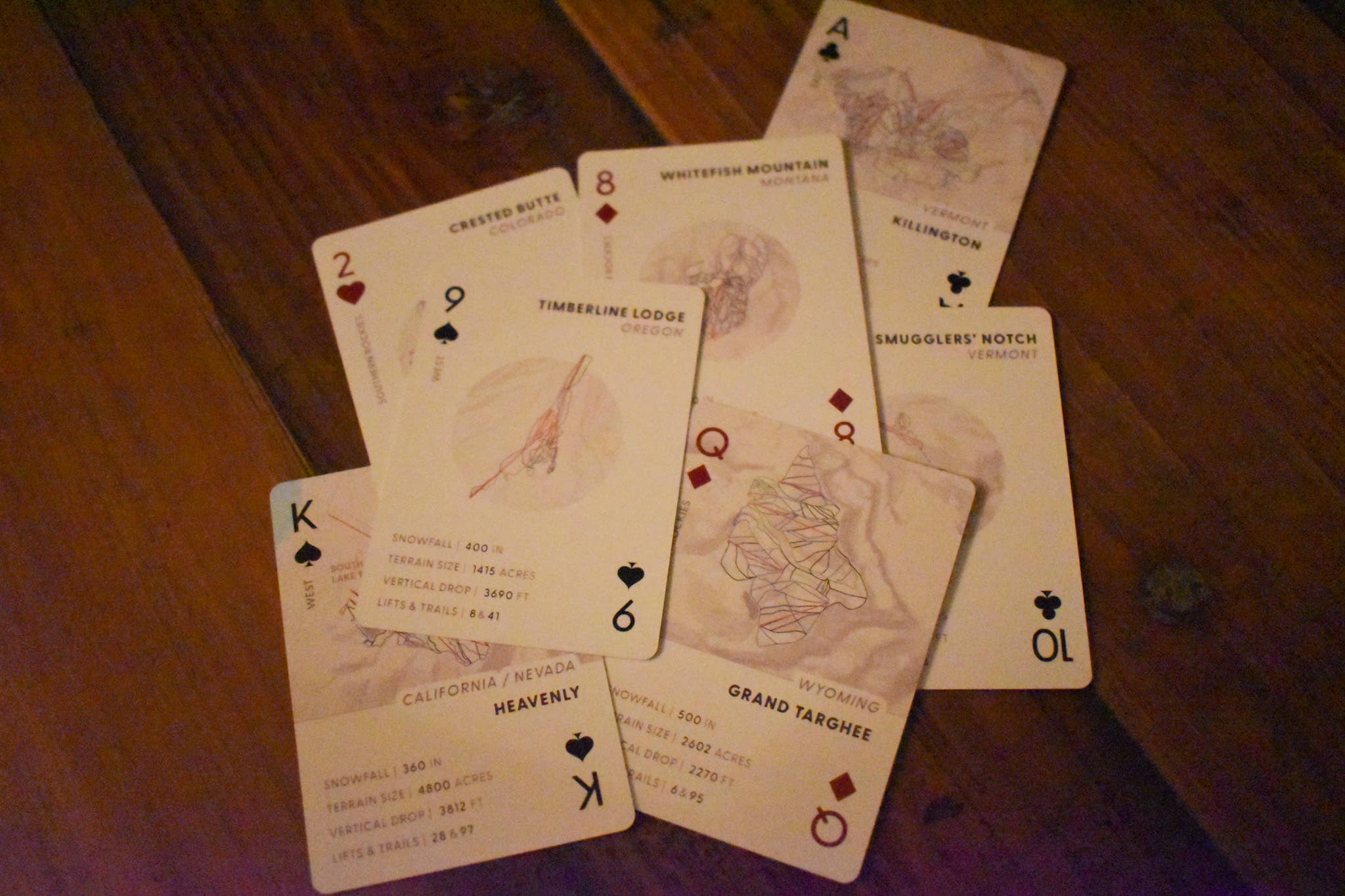 Pine + Ember – Großhandel Spielkarten – Ski the States – Bucket-List-Spielkarten5