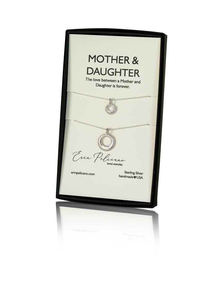 (Colar Solteiro) Luas Filha - Prata de 1ª Lei por atacado de Erin Pelicano Jewelry