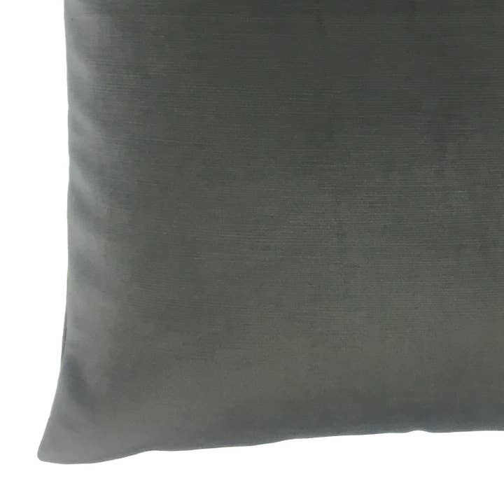 The Pillow Collection Inc. - Wholesale Throw/Decorative Pillow - Etta Throw Pillow5