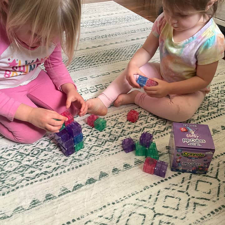 CreateOn - Wholesale Building Set - Kids - Crayola Glitter PIP Magnetic Cubes 24pc7