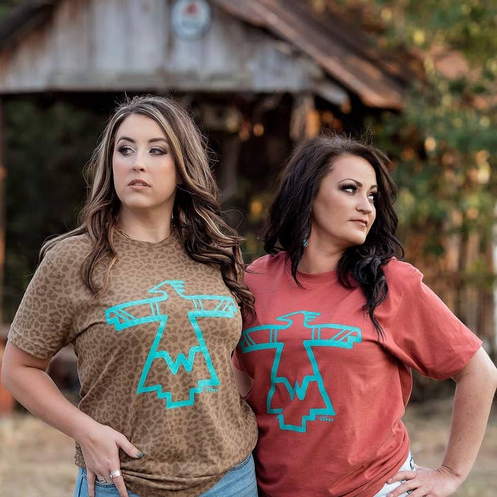 Camiseta con estampado de leopardo de Thunderbird para venta al por mayor de Windmill Gypsy Wholesale