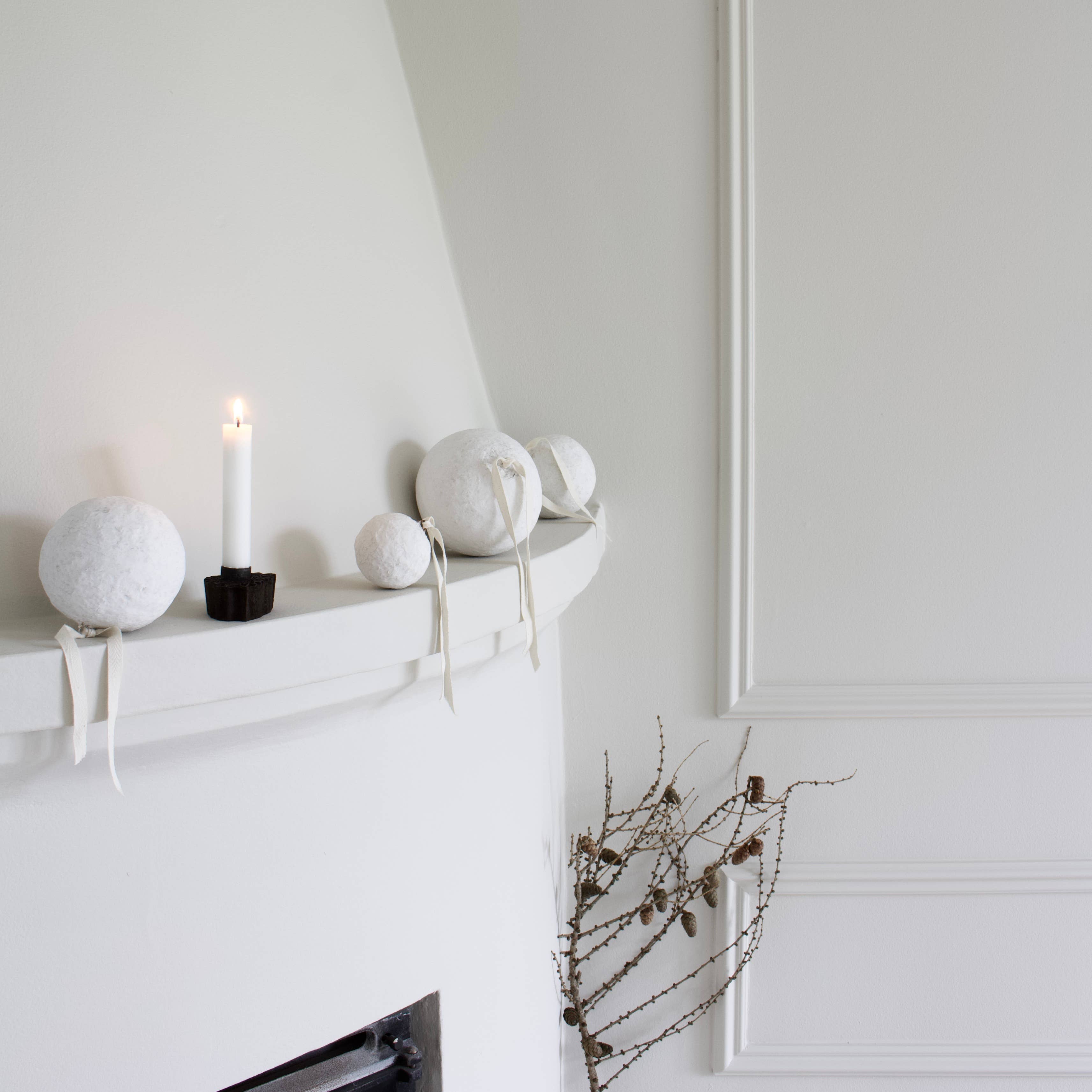 Nordstjerne - Wholesale Christmas Decoration - SUSTAIN paper mache, medium white1