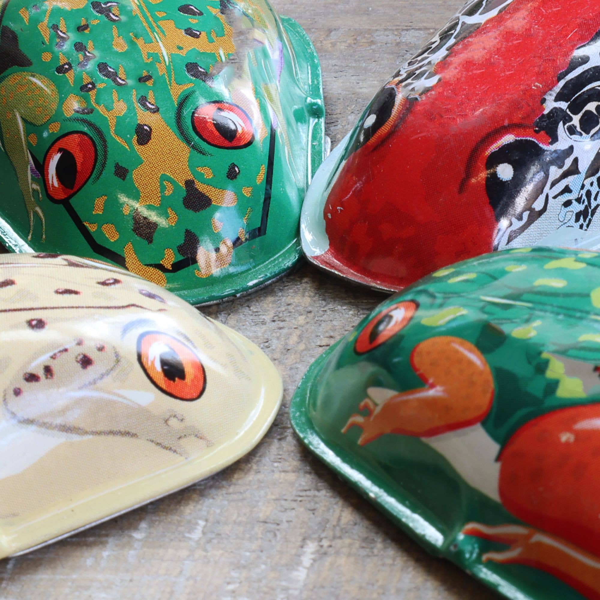 Tribal Trade GmbH - Vente Jouet classique – enfant - Jouet en étain Crack Frog Crackfrog en étain6