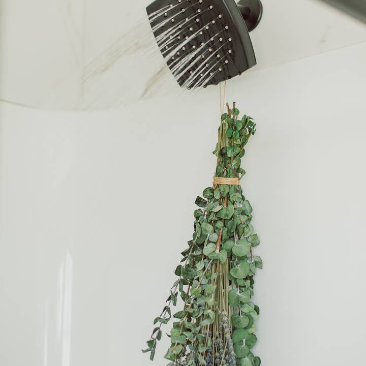 Eucalypt Co. - Wholesale Dried/Pressed Flowers - Eucalyptus + Lavender Shower Bundle