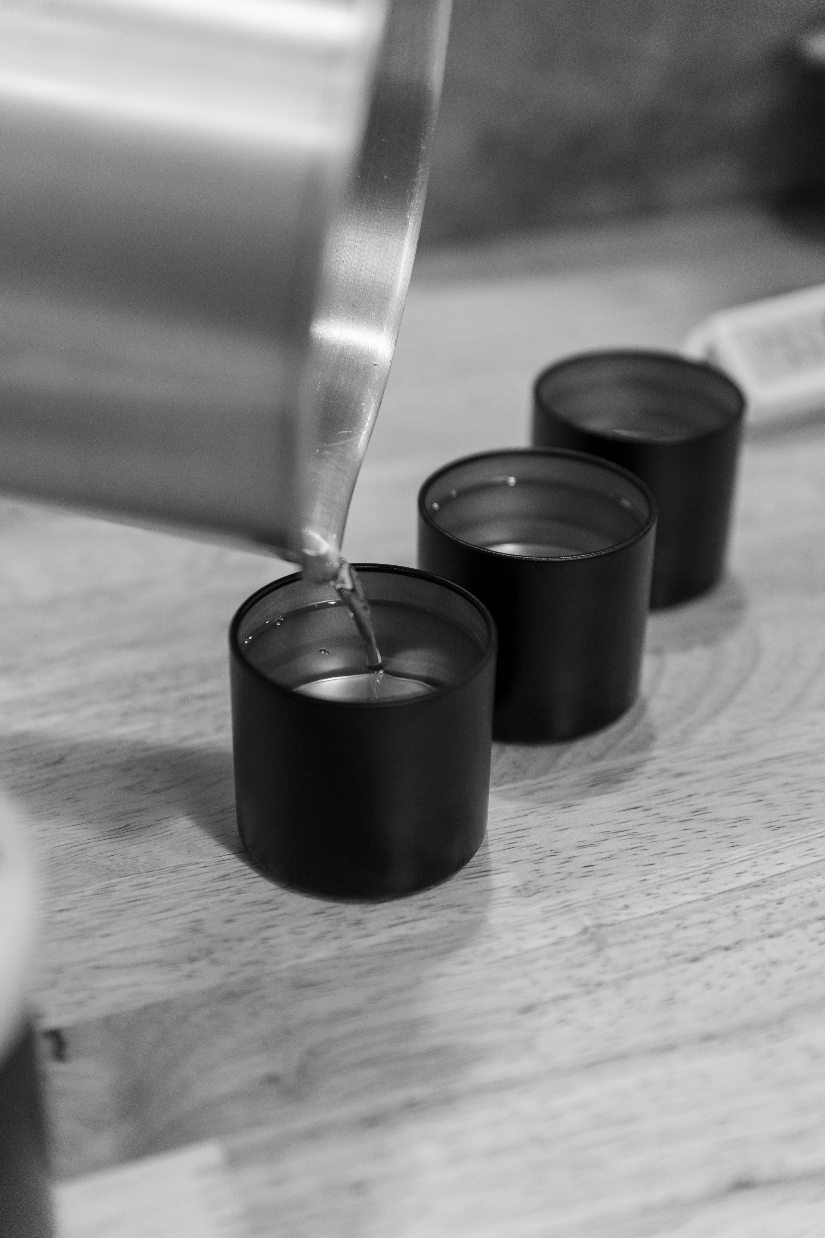 juneberryplace home fragrances - Candles, Diffusers & Sprays - Wholesale Jar/Filled Candle - Mahogany Woods Mini Candle, 25hr burn, Crackling Wood Wick4