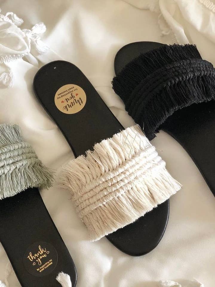 Stilfulde bohemske håndlavede macrame sandaler. for engroshandel hos Entre Dos Tierras .Boutique