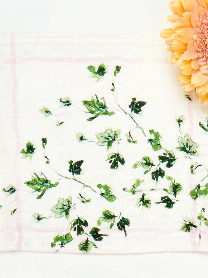 Lierre anglais - Ensemble de 4 serviettes à cocktail pour la vente par Darling Lemon