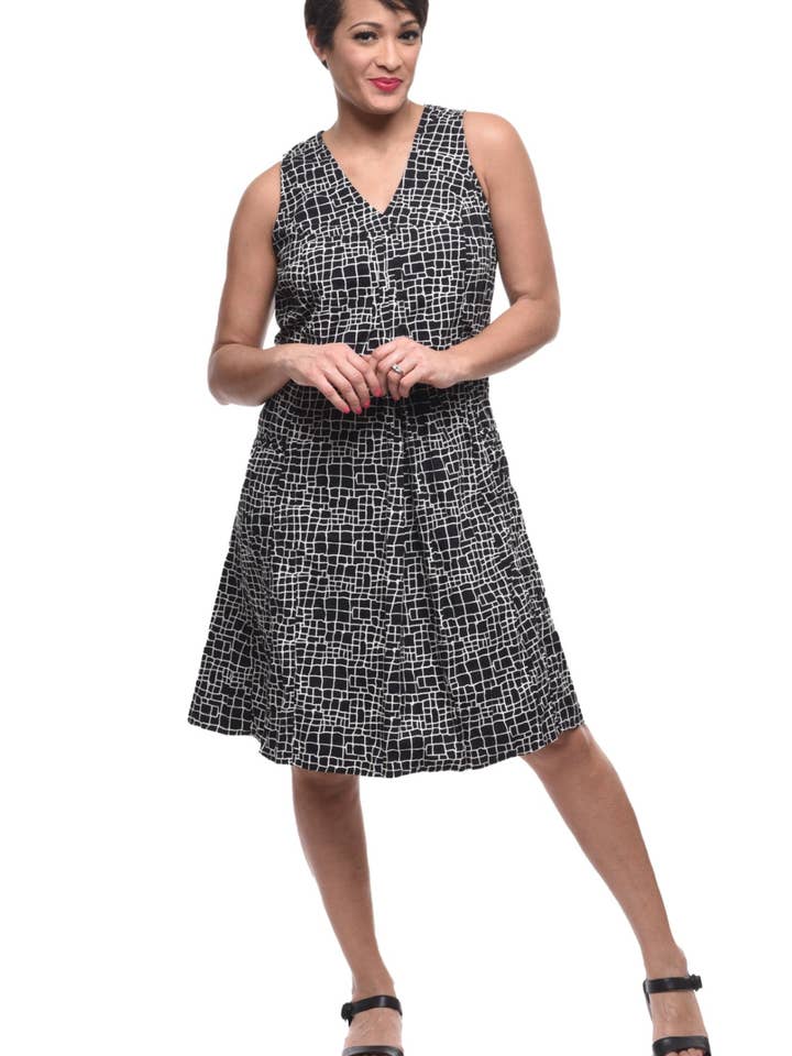 CV656 Robe Poppie en Sidewalk* pour la vente par Tulip Clothing