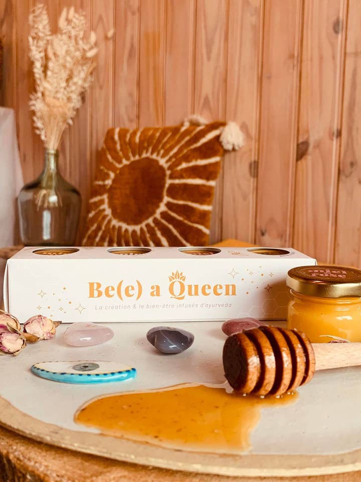 SET• BE (E) A QUEEN for wholesale by 7Flammes