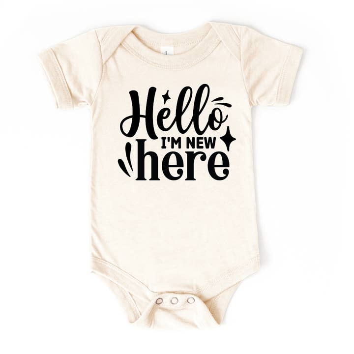Hallo, ich bin neu hier Baumwoll-Strampler Babygeschenk für den Großhandel von Mama and Littles Apparel