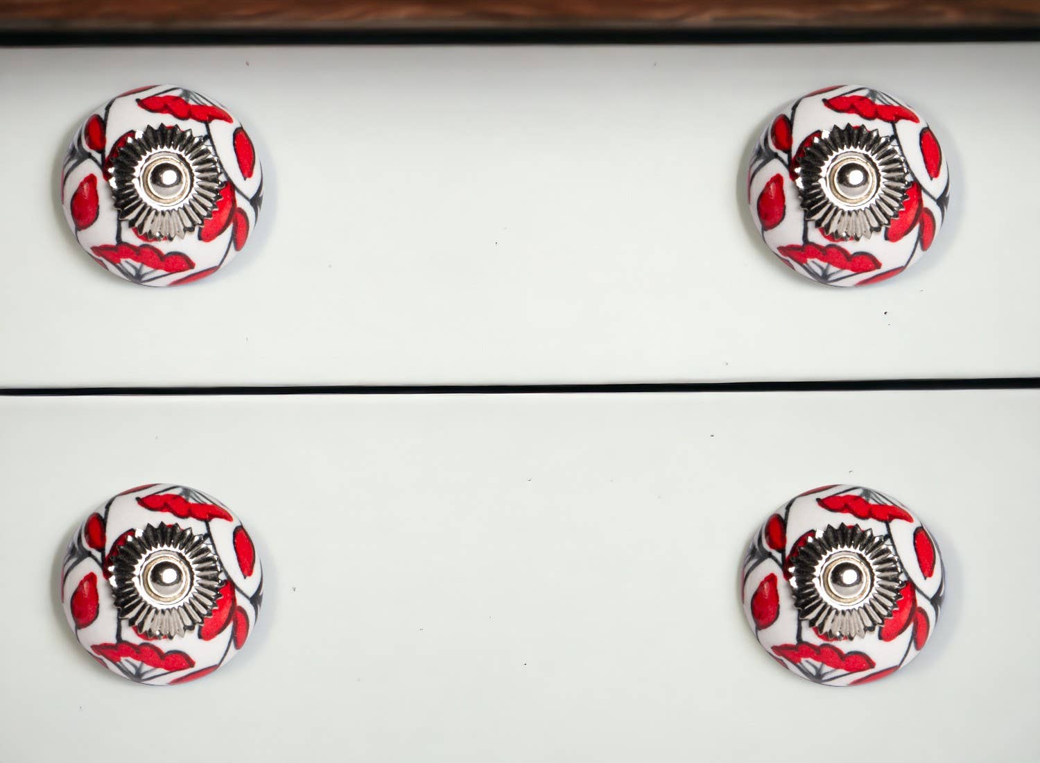 HomeRoots - Wholesale Knob/Pull - Set of Eight White And Red Ceramic And Metal Drawer Pull Knobs1