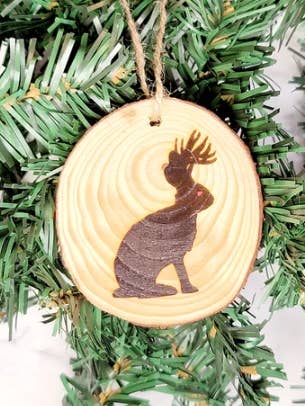 Ornement Cryptide Jackalope, Ornement de Noël Étrange pour la vente par The Dungeon Rose