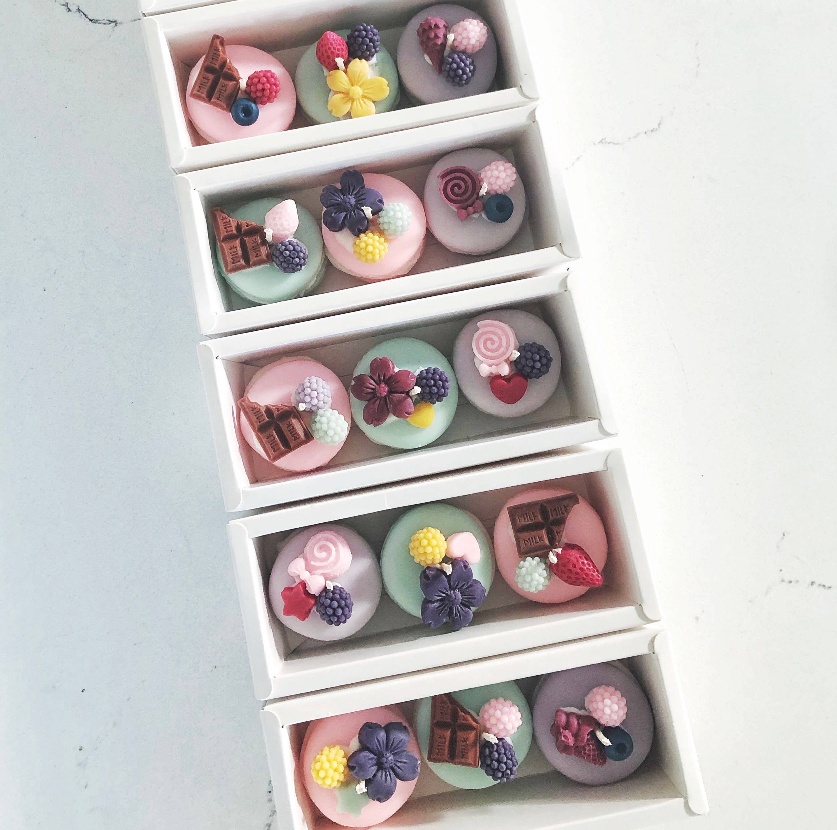 ZOETSTUDIO - Wholesale Novelty candle - Macaron Dessert Candle Trio | Soy wax1