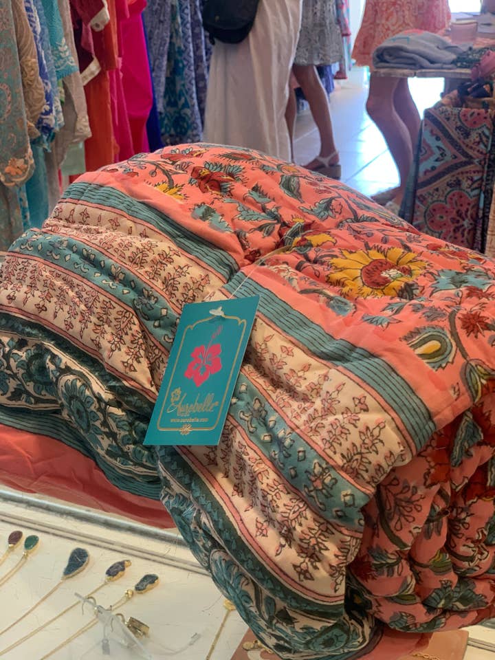 Coperta trapuntata stampata a mano verde chiaro per la vendita all'ingrosso da parte di Aurobelle Ibiza