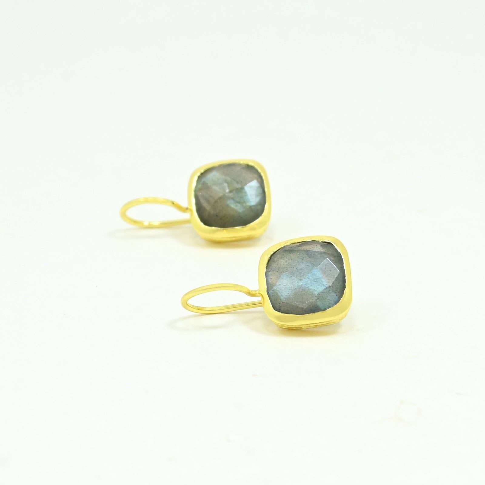 Schmuckoo Berlin - Vente Boucles d'oreilles pendantes - Boucles d'oreilles Dolce plaquées or - Labradorite1