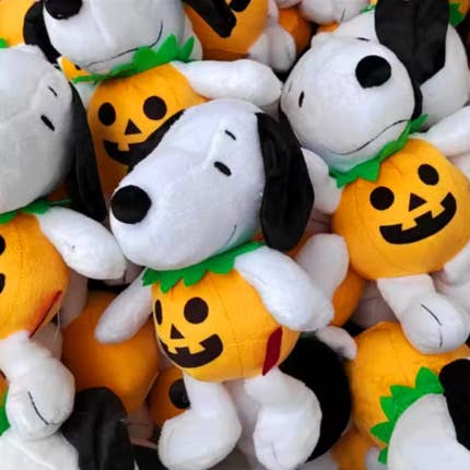 Snoopy Halloween Pumpkin Plush Toy for wholesale by Super Santa