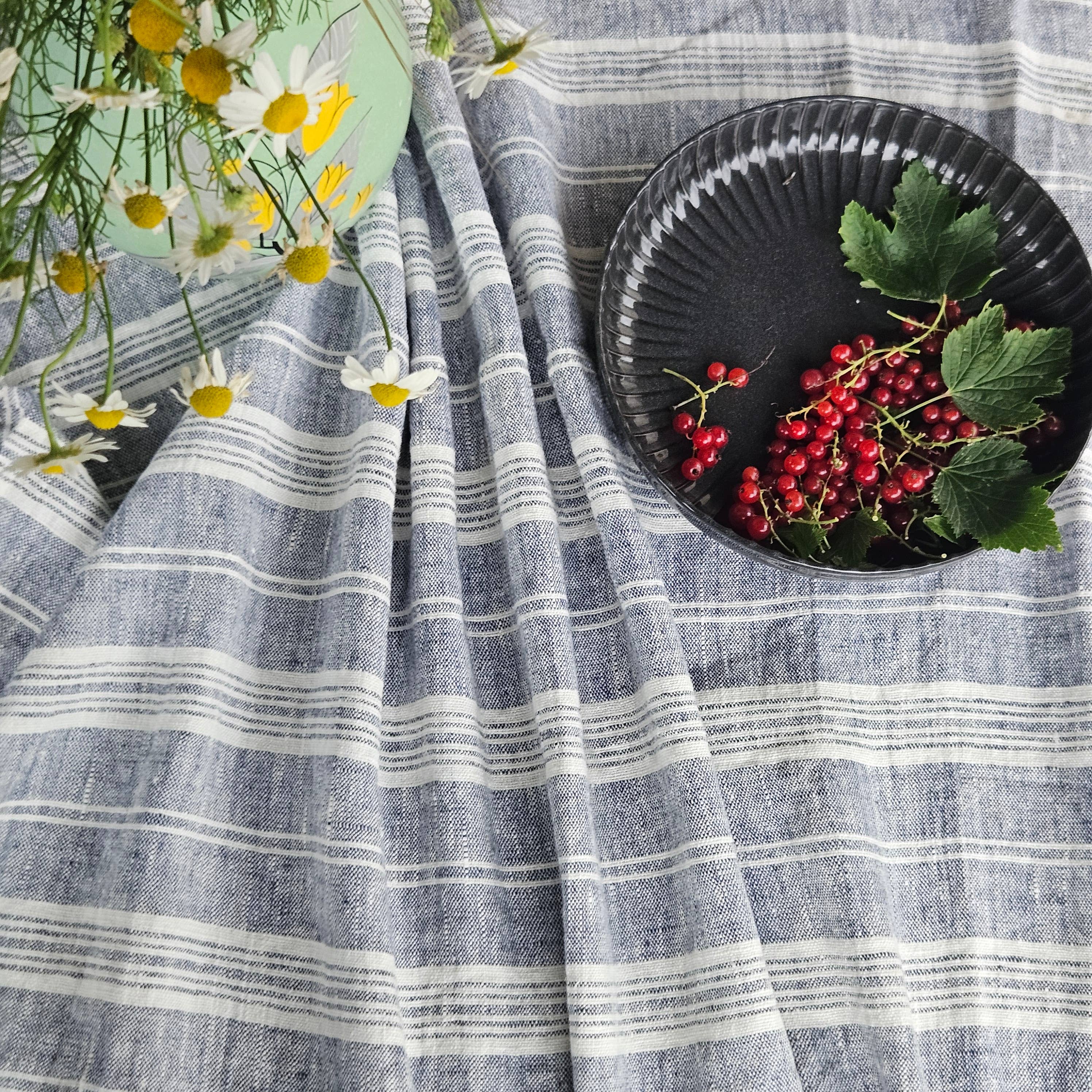 NorraVilla – wholesale Tablecloth – Linen Tablecloth Cottage Ticking navy blue stripe NorraVilla3