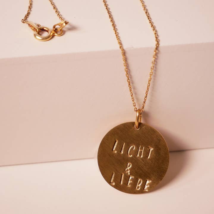 Licht& Liebe Affirmationskette klein und andere Ergebnisse für pendelleuchte deutscher im Großhandel. Kostenlose Rücksendungen und 60-Tage-Zahlungsziel auf Faire im Trend auf Faire.