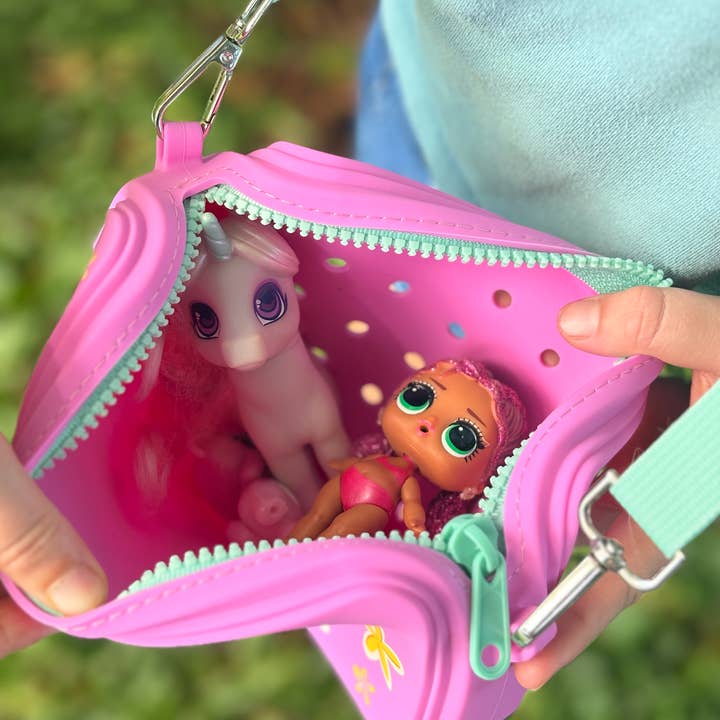 Left Right Design - Wholesale Crossbody Bag - Kids - MyCharm Purse -silicone, customizable, vibrant and versatile17