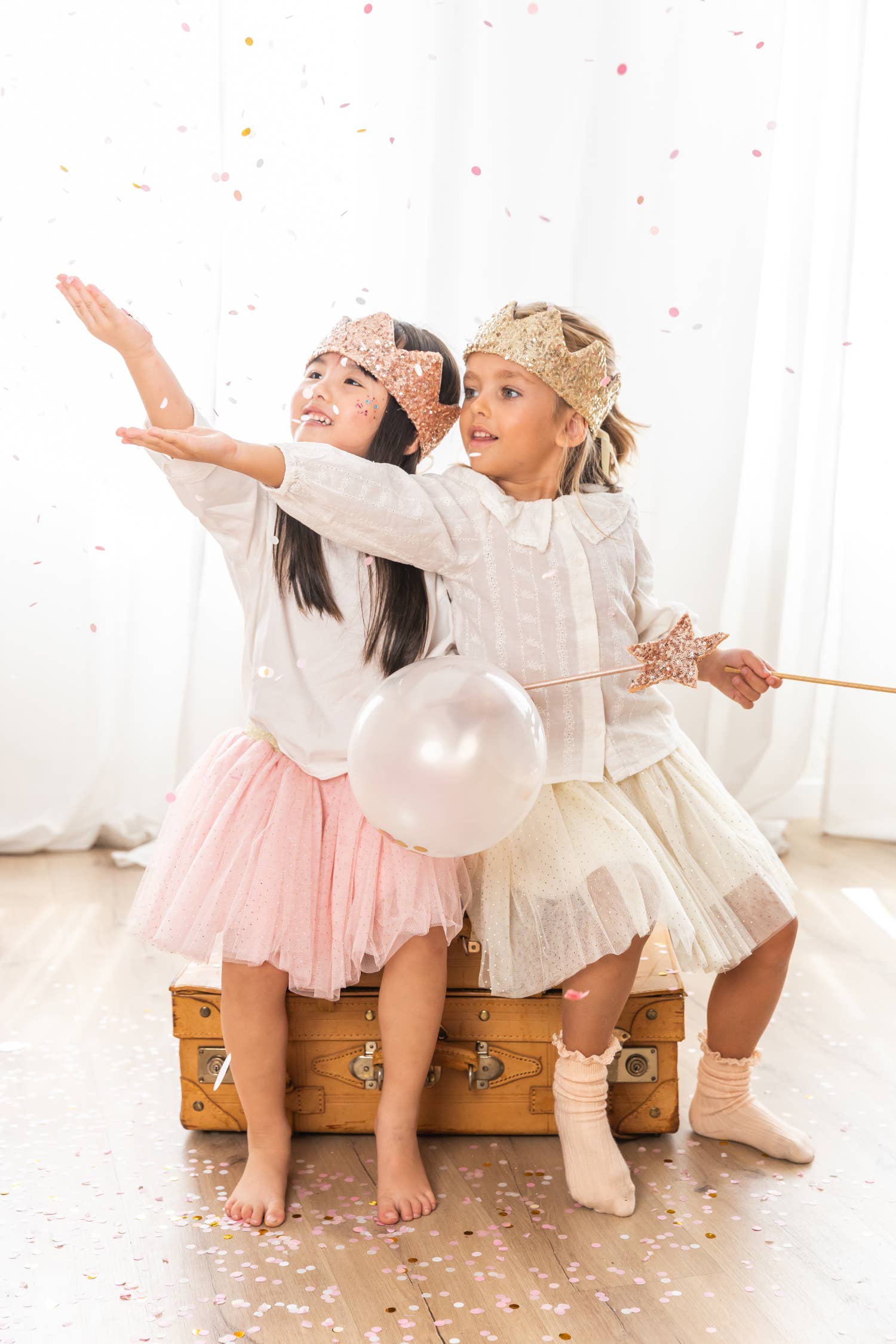 Luciole et Petit Pois - Wholesale Tutu - Kids - Tutu skirt - Gold with gold polka dots2