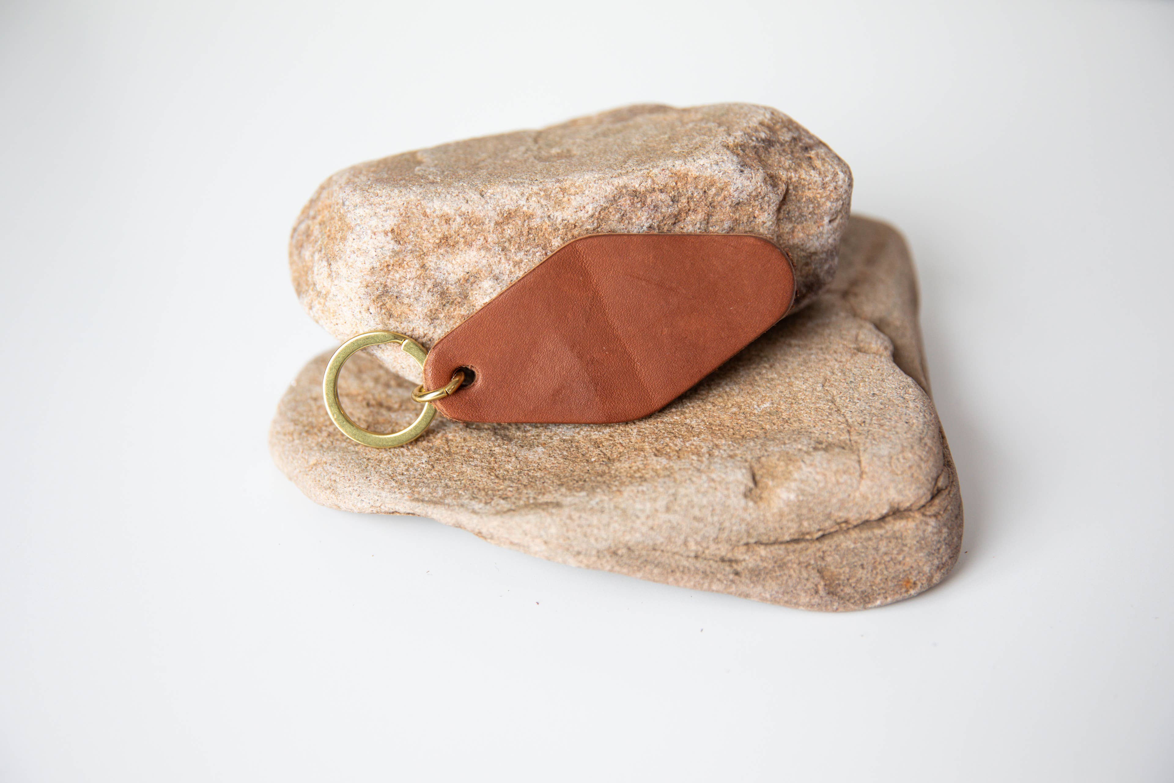 Aura Design Co. – wholesale Keychain – Unisex – Custom Leather Key Ring2