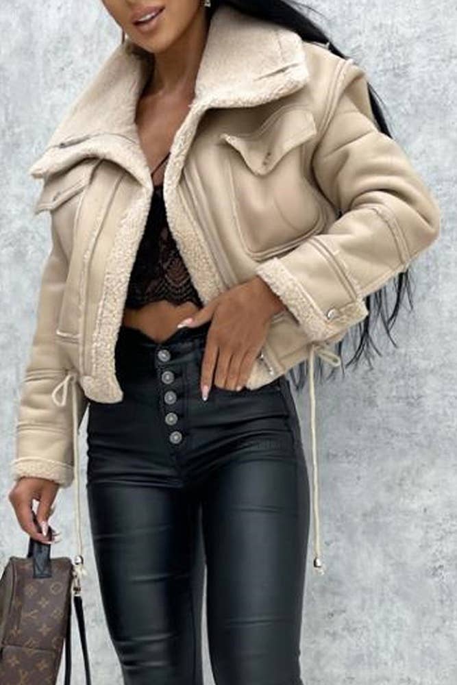 UNISHE - Vendita all'ingrosso Giacca in pelle - Donna - Giacca corta con cerniera in PU e sherpa YDL0178