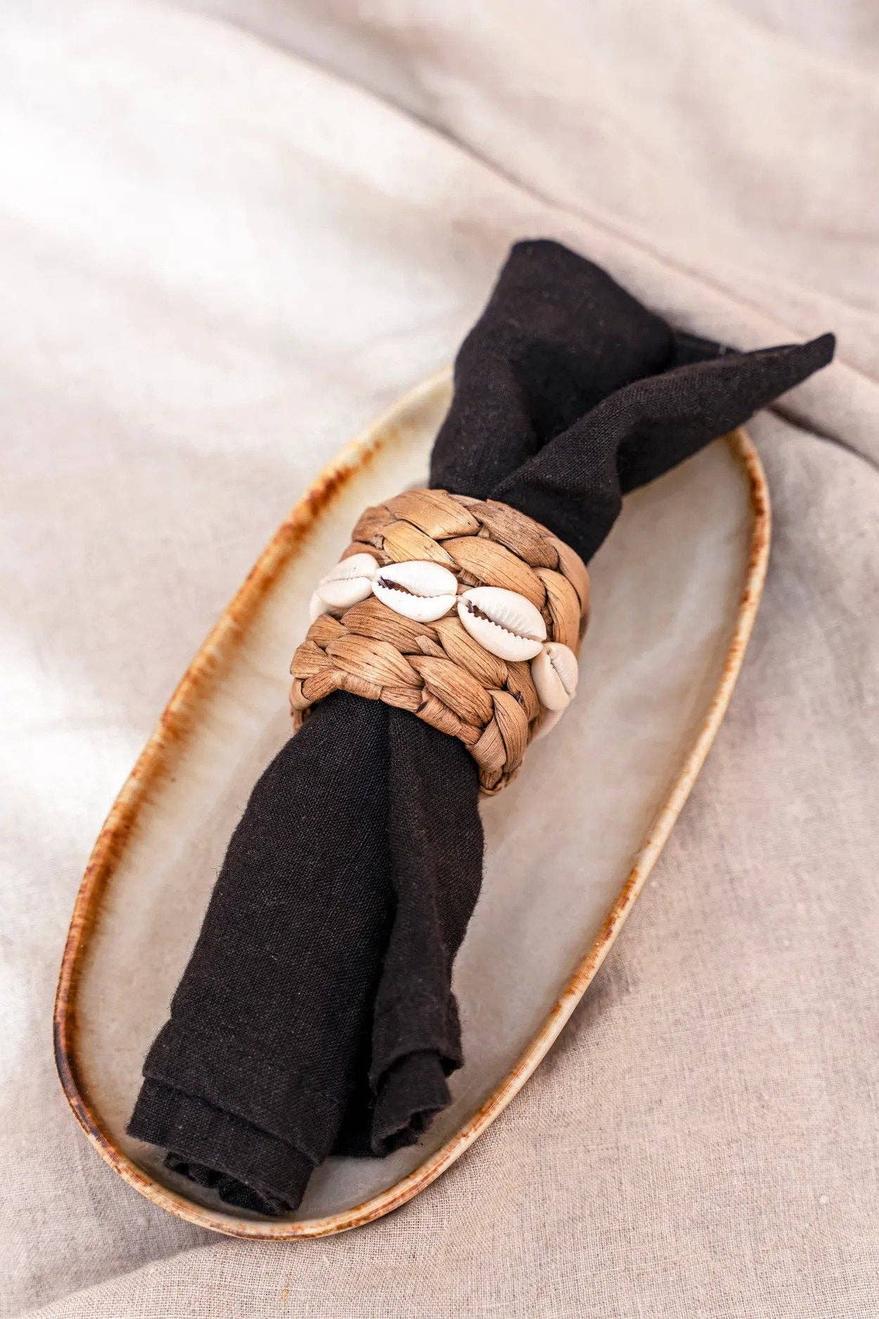 Bazar Bizar Living – Prato/tigela decorativa por atacado – O Prato Oval de Cascais - M1