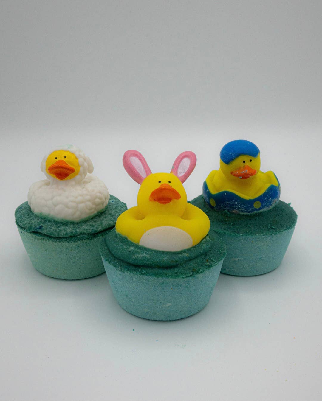 Sassy Bubbles – Bomba de banho/efervescente por atacado – Bomba de Banho Pato em Borracha Páscoa para Crianças, by Sassy Bubbles