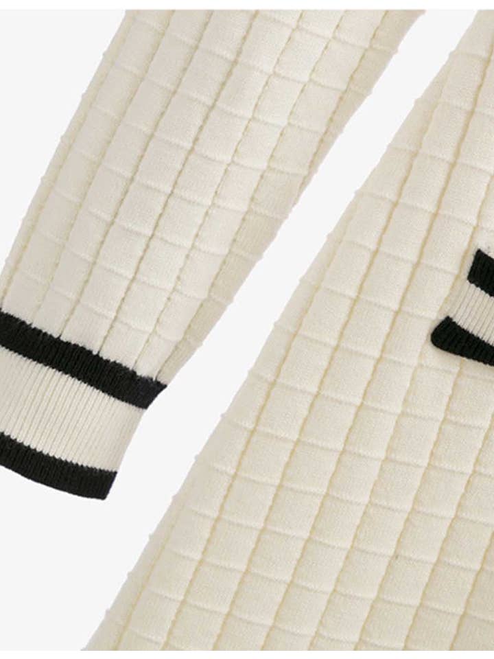 Apricot Ladies Color Block V-Neck Long Sleeves Knit Midi Dress for wholesale on Faire1