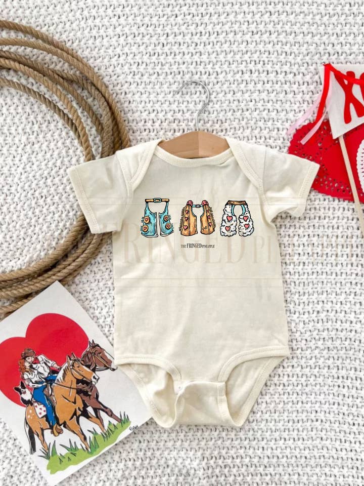 Combinaison Saint-Valentin Chaps pour la vente par The Fringed Pineapple