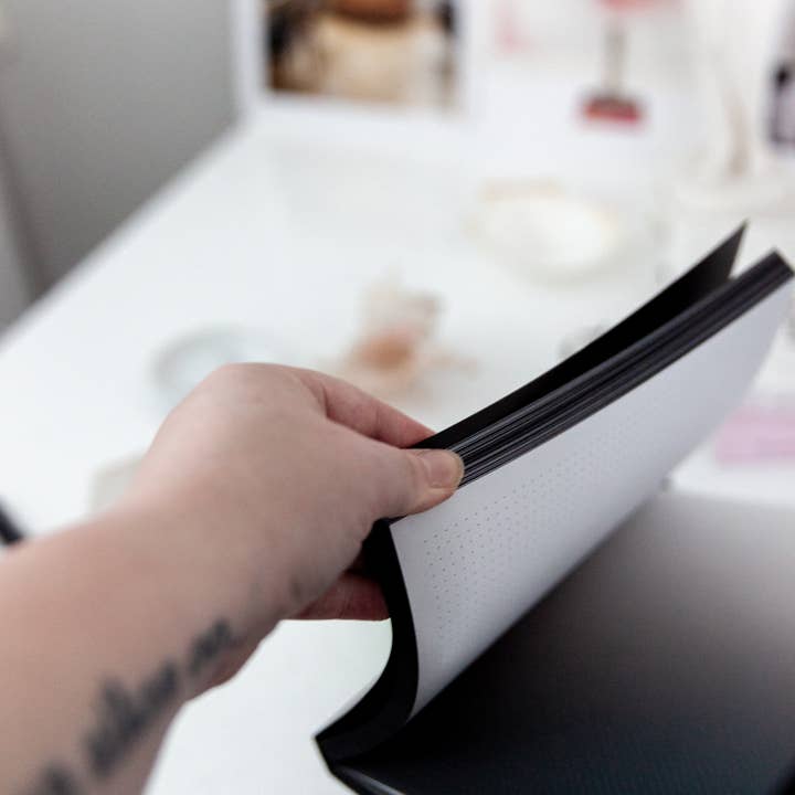 Aura notebook - Wholesale Notebook - Aura notebook A5 | MONOCHROME SLIM16