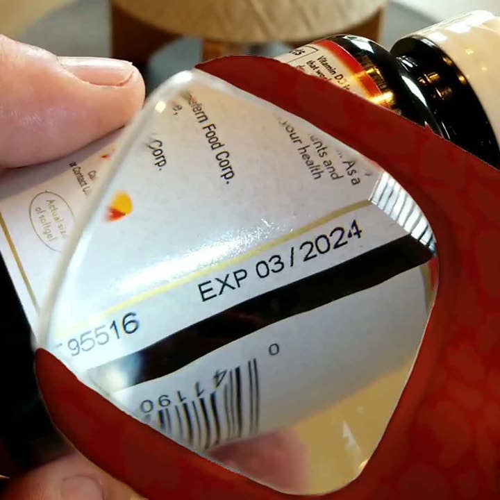 Flipo Group, Ltd. - Wholesale Pill organiser - Small Medication Storage Case5