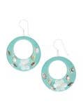 Boucles d'oreilles pendantes bleues et argentées avec cercle floral pour la vente par Moda Designs