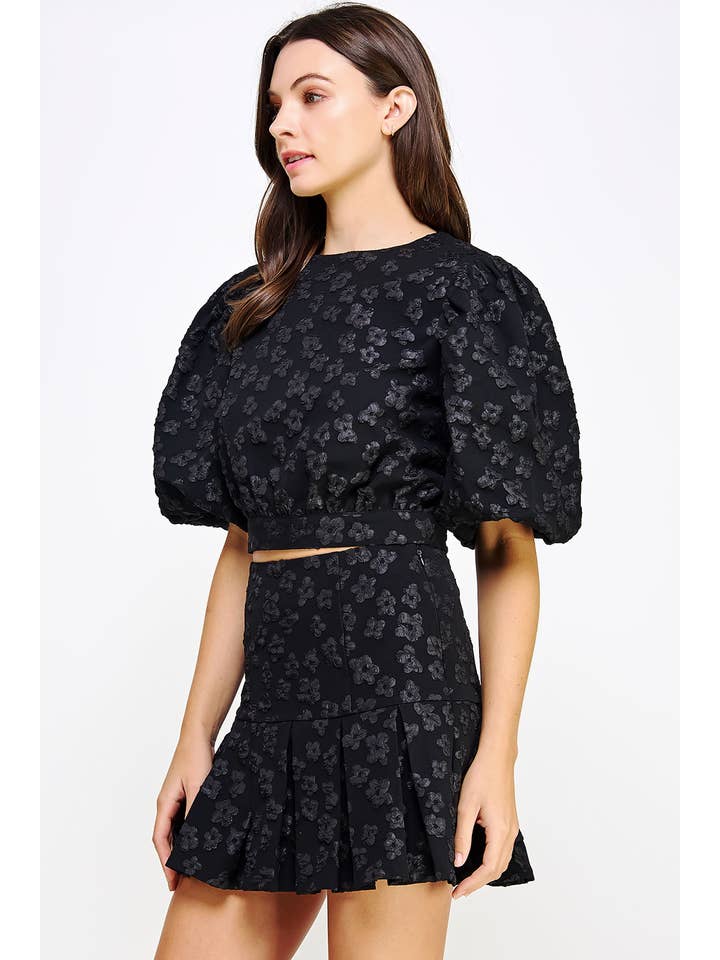 Strut & Bolt - Wholesale Blouse - Women's - Floral Jacquard Puff Sleeve Top