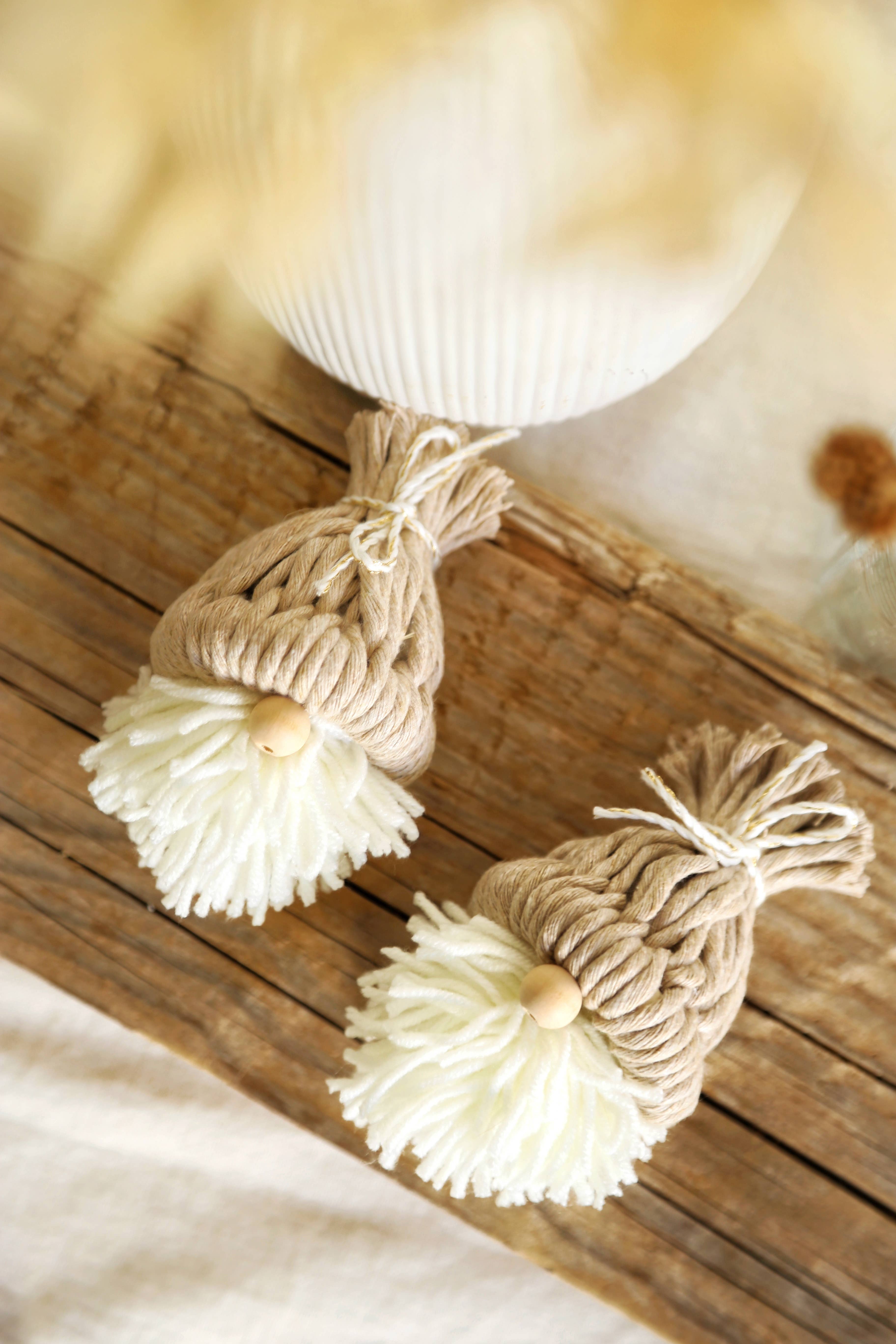 The Frenchie Knot - Wholesale Christmas Decoration - Macrame Christmas Gnome