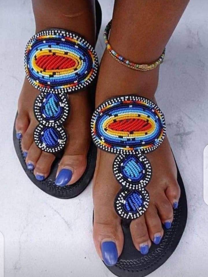 Blå perlede håndlavede Masai masaai maasi lædersandaler for engroshandel hos Delight merchants