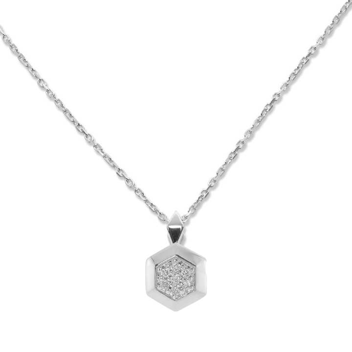 Il Pendente Lennon - Pendente Carat Couture Esagonale Linea Carbon Neutral per la vendita all'ingrosso da parte di Lolovivi Jewelry