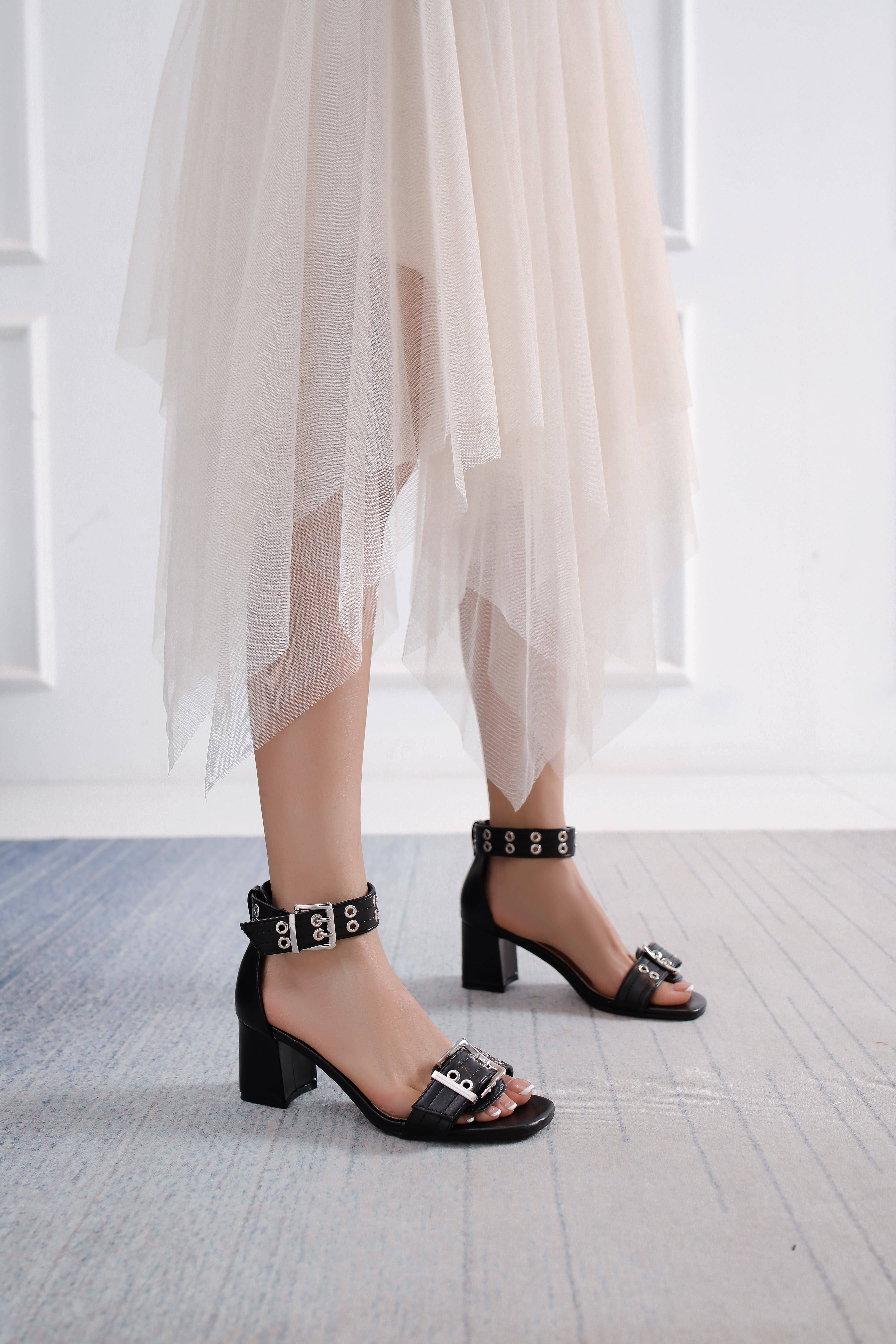 La Bottine Souriante - Wholesale Sandals - Women's - Women's Heeled Sandals with Metal Buckles12