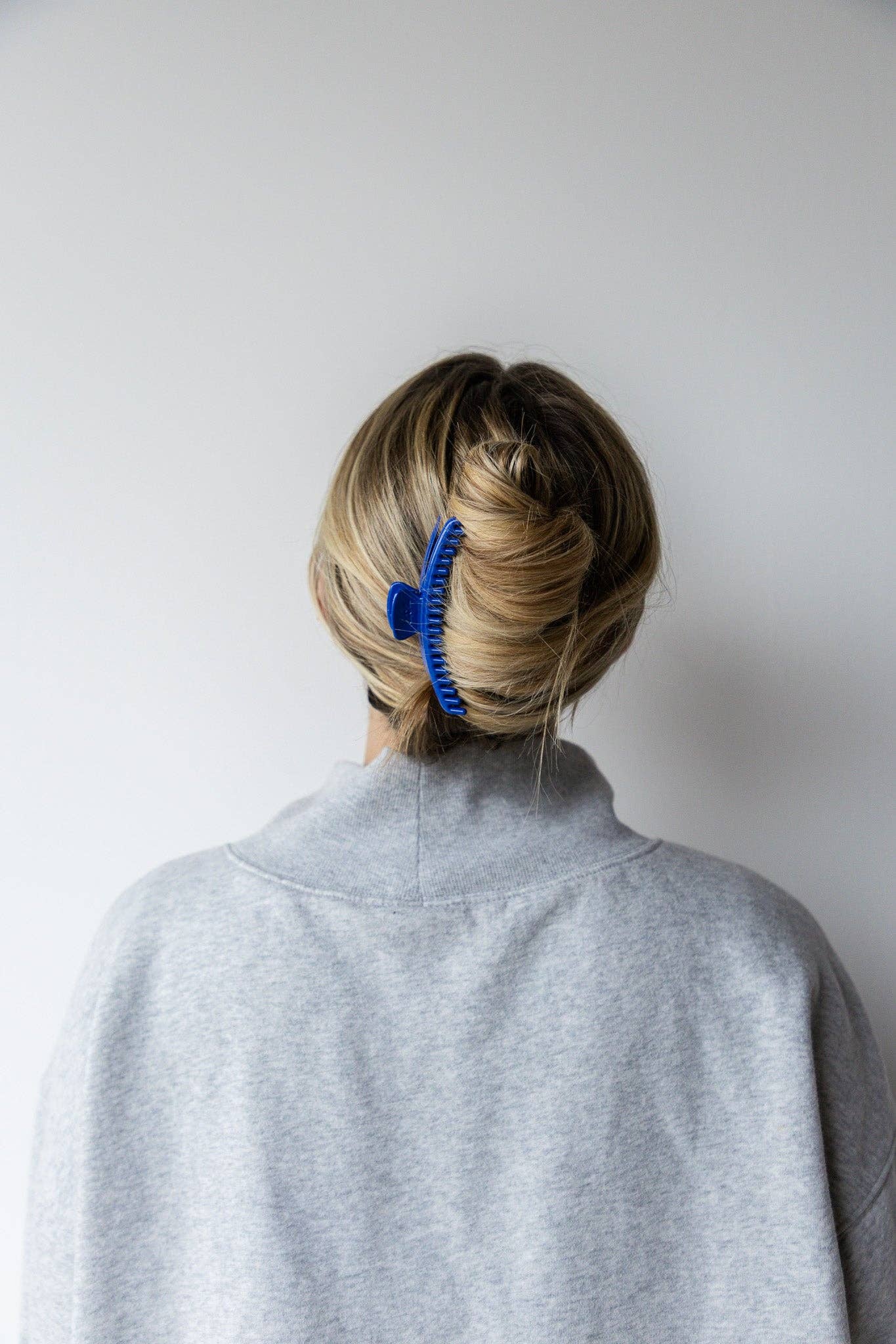 KAXI - Wholesale Hair Clip - Women's - Shiny Midi Hold Everything Claw8