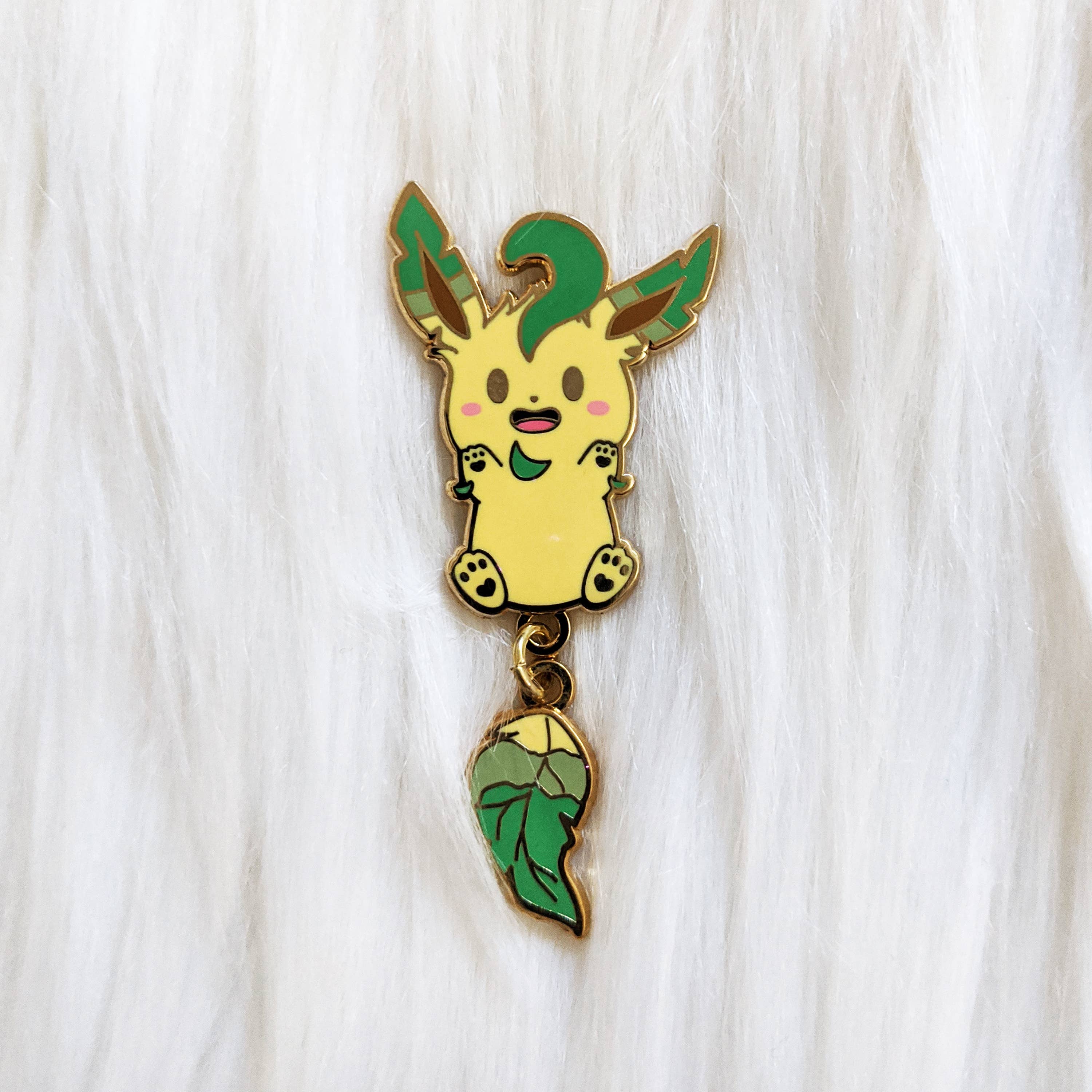 Sugar Cubed Studios - Wholesale Lapel Pin/Button - Eeveelution - Dangle Tail Enamel Pin3
