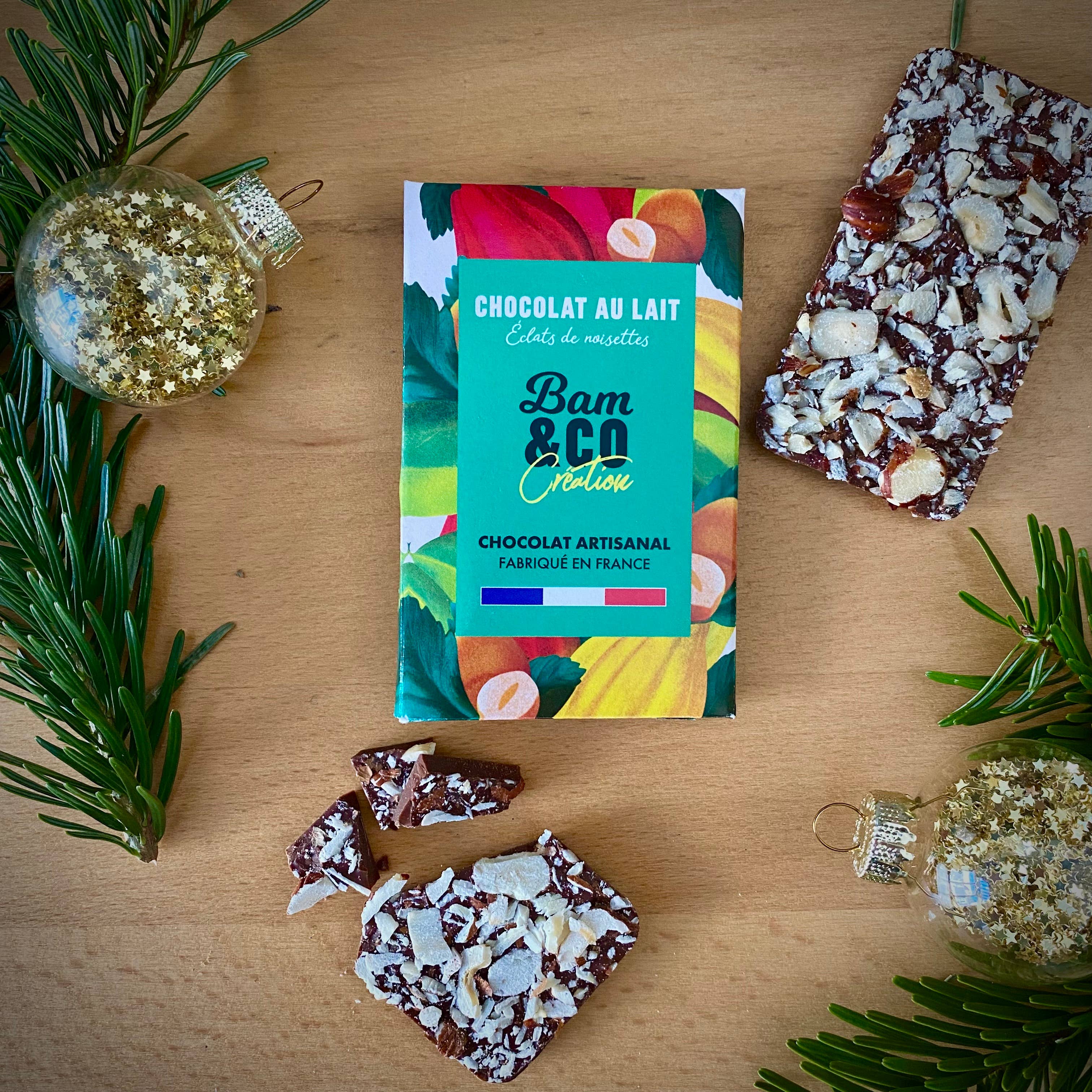 BAM&Co Création - Wholesale Chocolate Bar - MILK CHOCOLATE - Organic Hazelnuts Chunks2