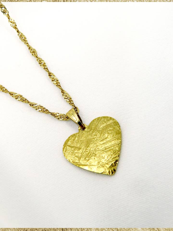 Collier Coeur à corps pour la vente par JOORN PARIS BIJOUX