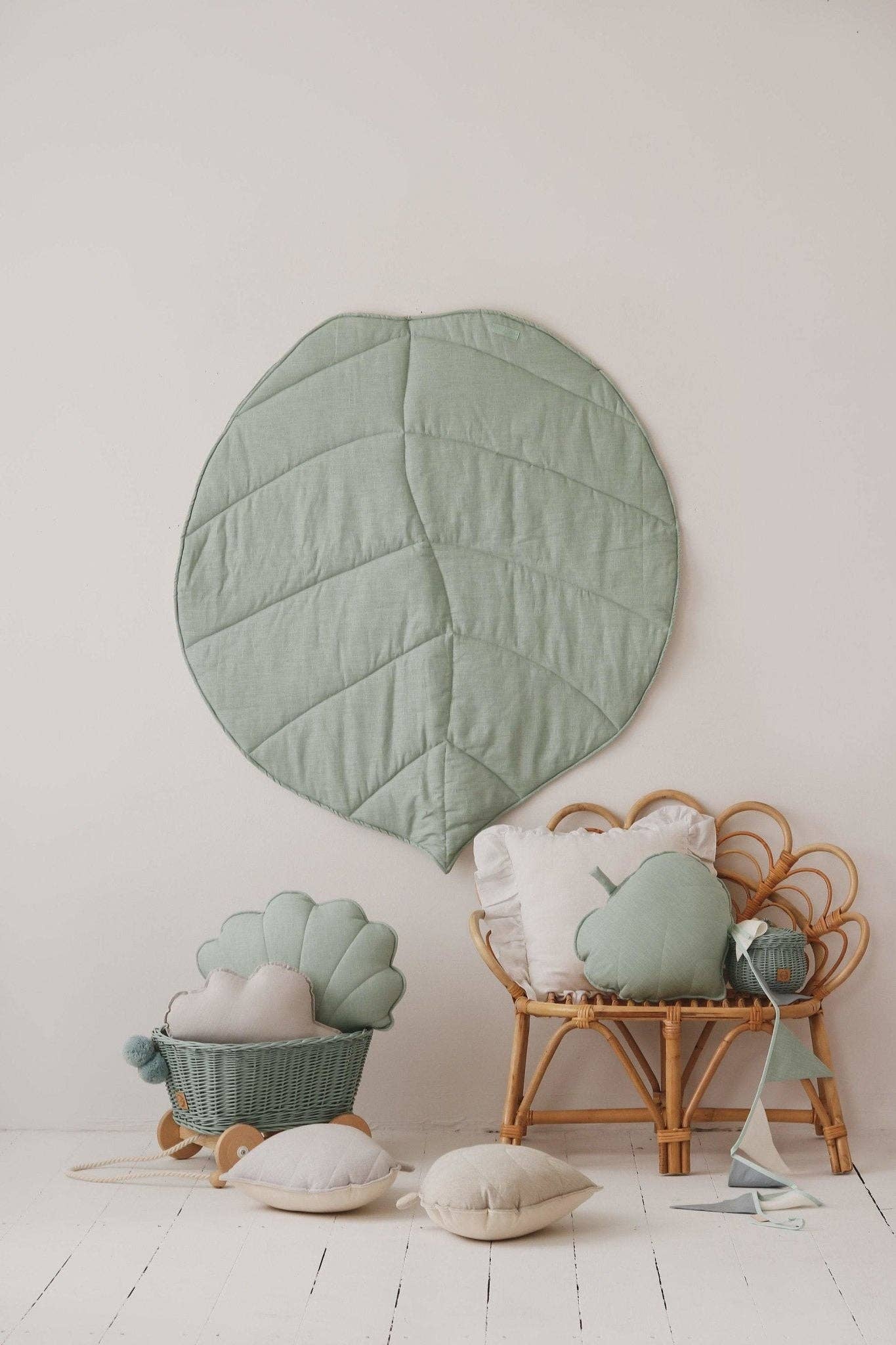 Moi Mili – Engroshandel Legemåtte - Børn og baby – „Mint“ Linen Leaf Mat3