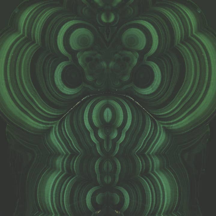 Malachite Charger - (SQUARE) for wholesale by Altoonastore