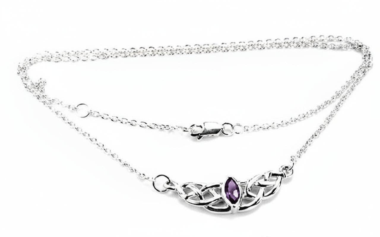 Silver Insanity – Großhandel Kette mit Anhänger/Charm – Halskette aus Sterlingsilber mit geflochtenem keltischem Knoten und Amethyst