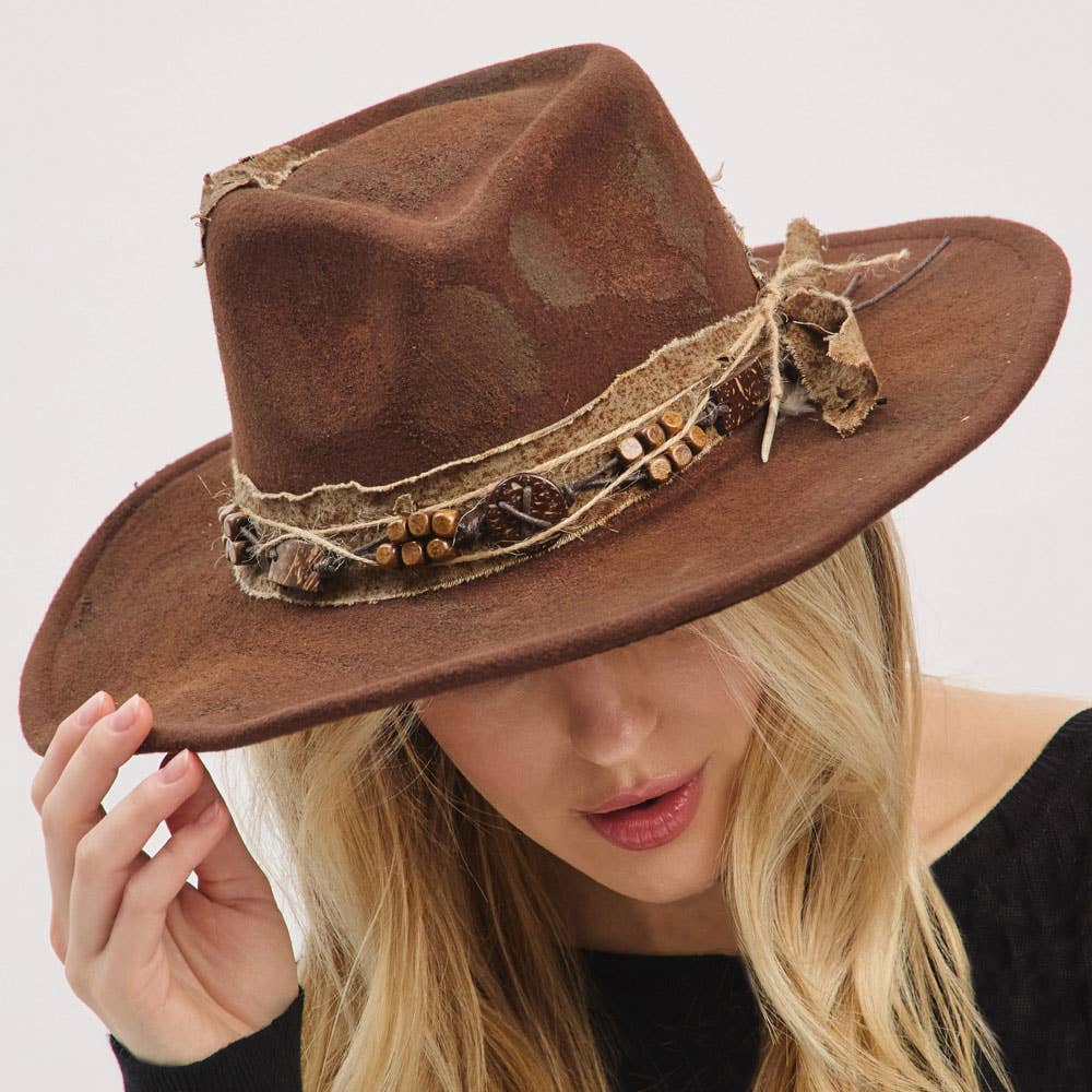 Sensibling Corp. - Vendita all'ingrosso Cappello da cowboy - Donna - Cappello Fedora Western Cowgirl Rustico con Fascia in Legno con Perline, Rifinitura Invecchiata e Accento di Piume Vintage.1